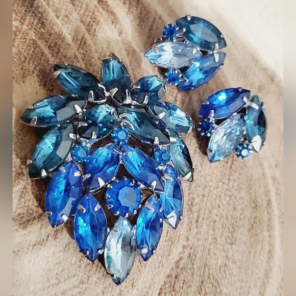 Vtg Juliana blue demi Parure brooch earrings clip on Stunning set ombre 50's 60' - Picture 8 of 16